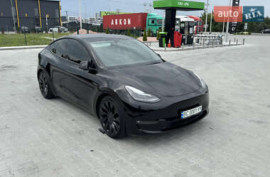 Позашляховик / Кросовер Tesla Model Y 2022 в Львові