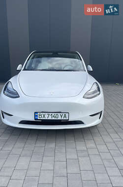 Внедорожник / Кроссовер Tesla Model Y 2022 в 