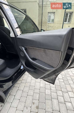 Внедорожник / Кроссовер Tesla Model Y 2021 в 