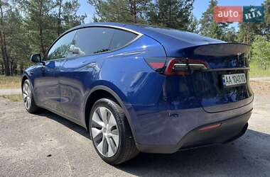 Внедорожник / Кроссовер Tesla Model Y 2024 в 