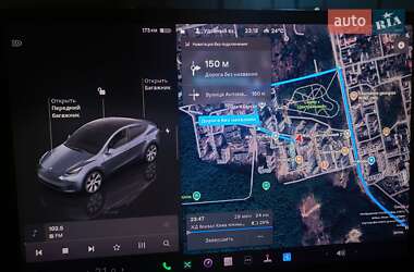 Внедорожник / Кроссовер Tesla Model Y 2023 в Киеве