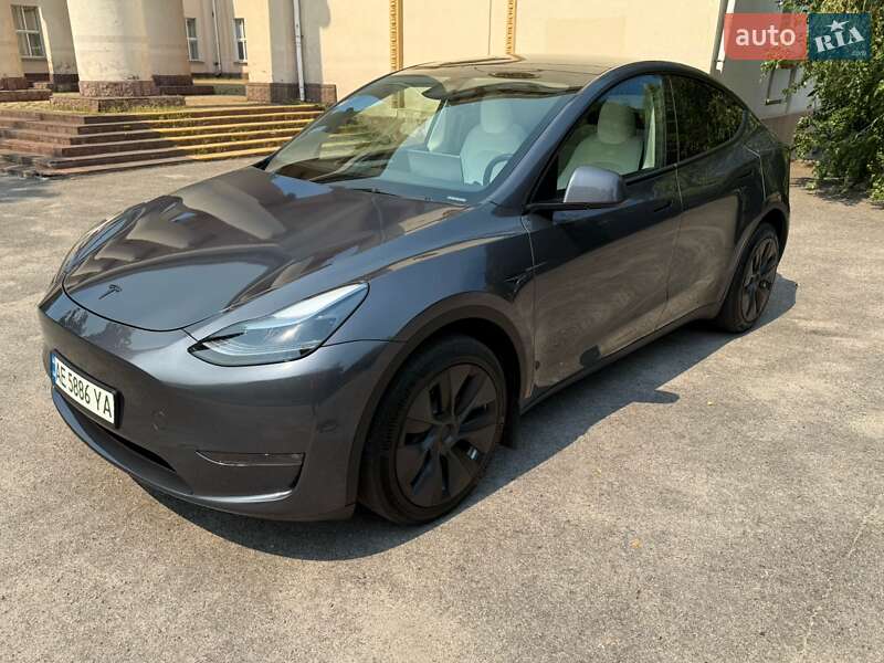 Внедорожник / Кроссовер Tesla Model Y 2023 в 