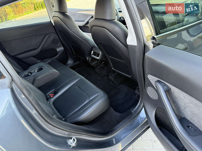 Внедорожник / Кроссовер Tesla Model Y 2022 в Золочеве