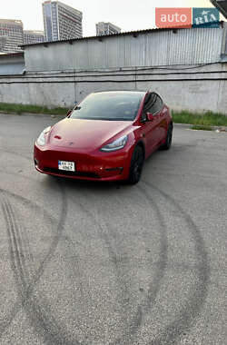 Внедорожник / Кроссовер Tesla Model Y 2021 в 