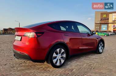 Внедорожник / Кроссовер Tesla Model Y 2024 в 