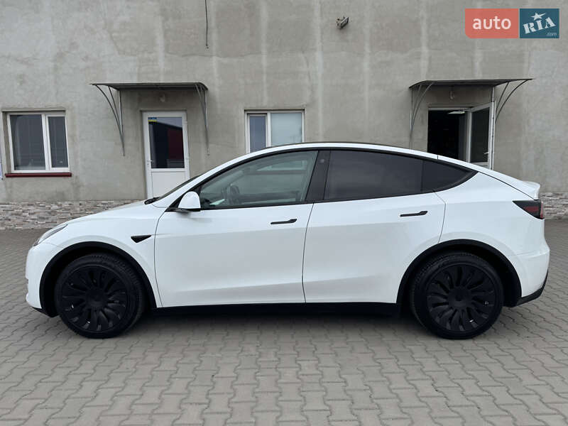 Внедорожник / Кроссовер Tesla Model Y 2021 в Луцке