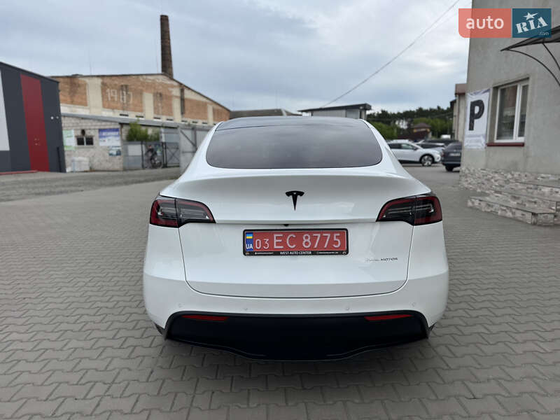 Внедорожник / Кроссовер Tesla Model Y 2021 в Луцке