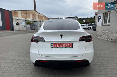 Внедорожник / Кроссовер Tesla Model Y 2021 в 