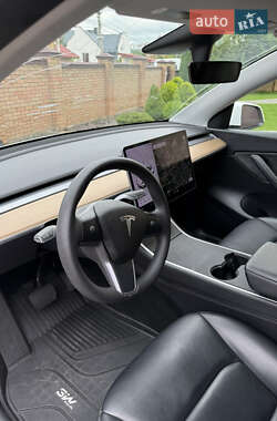 Внедорожник / Кроссовер Tesla Model Y 2020 в 