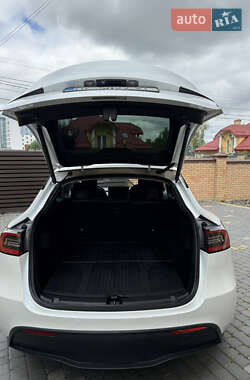 Внедорожник / Кроссовер Tesla Model Y 2020 в 