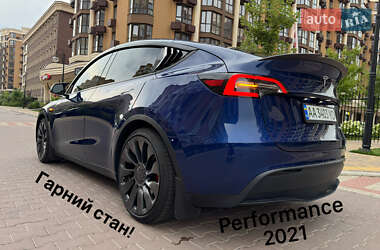 Позашляховик / Кросовер Tesla Model Y 2020 в Києві