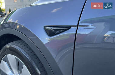 Внедорожник / Кроссовер Tesla Model Y 2020 в 