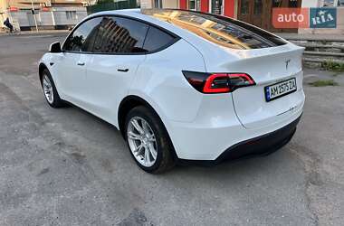 Внедорожник / Кроссовер Tesla Model Y 2023 в 