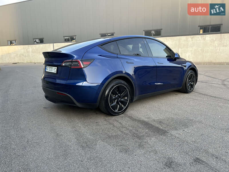 Внедорожник / Кроссовер Tesla Model Y 2020 в Киеве
