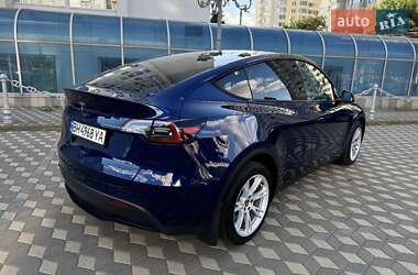 Внедорожник / Кроссовер Tesla Model Y 2023 в 