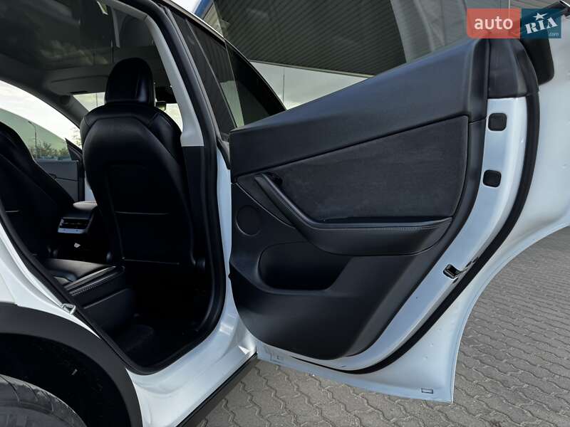 Позашляховик / Кросовер Tesla Model Y 2022 в Жмеринці