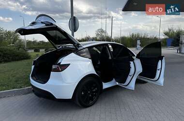 Внедорожник / Кроссовер Tesla Model Y 2022 в 