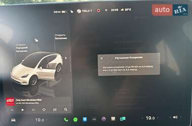 Внедорожник / Кроссовер Tesla Model Y 2022 в 