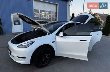 Внедорожник / Кроссовер Tesla Model Y 2022 в 