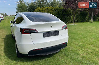 Внедорожник / Кроссовер Tesla Model Y 2022 в 