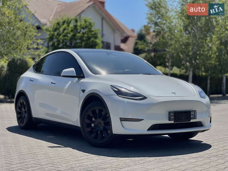 Внедорожник / Кроссовер Tesla Model Y 2023 в Одессе