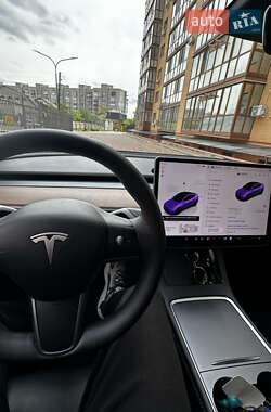 Внедорожник / Кроссовер Tesla Model Y 2023 в 