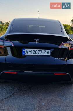 Внедорожник / Кроссовер Tesla Model Y 2021 в 