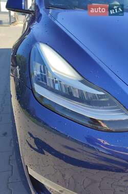 Позашляховик / Кросовер Tesla Model Y 2022 в Івано-Франківську