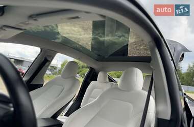 Внедорожник / Кроссовер Tesla Model Y 2020 в 