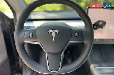 Внедорожник / Кроссовер Tesla Model Y 2024 в 