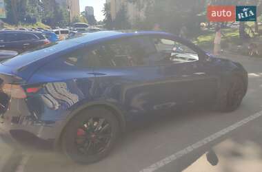 Внедорожник / Кроссовер Tesla Model Y 2021 в 
