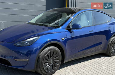 Внедорожник / Кроссовер Tesla Model Y 2023 в 