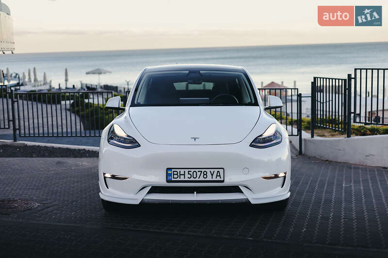 Внедорожник / Кроссовер Tesla Model Y 2022 в Одессе