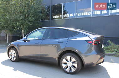 Внедорожник / Кроссовер Tesla Model Y 2023 в 