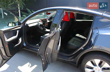 Внедорожник / Кроссовер Tesla Model Y 2023 в 