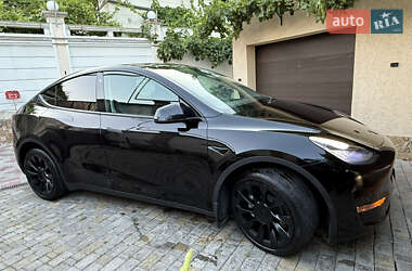 Внедорожник / Кроссовер Tesla Model Y 2023 в 
