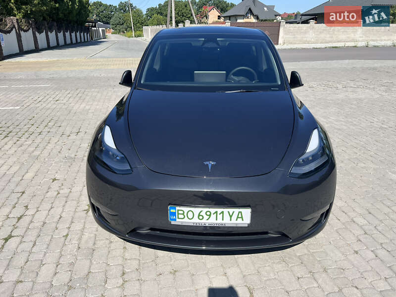 Внедорожник / Кроссовер Tesla Model Y 2024 в Тернополе