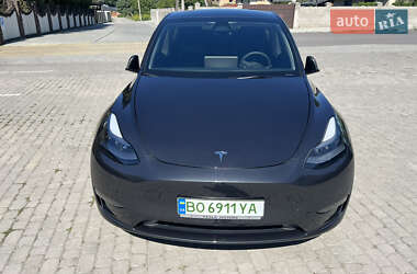 Внедорожник / Кроссовер Tesla Model Y 2024 в 