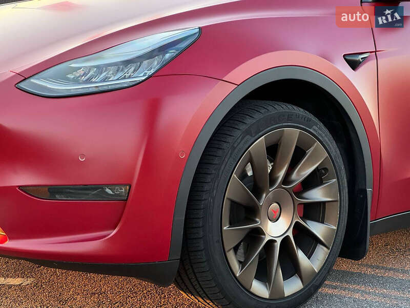 Позашляховик / Кросовер Tesla Model Y 2020 в Києві
