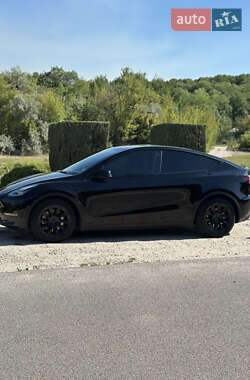 Внедорожник / Кроссовер Tesla Model Y 2021 в 