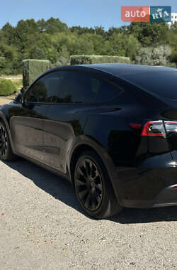 Внедорожник / Кроссовер Tesla Model Y 2021 в 