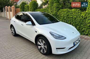 Внедорожник / Кроссовер Tesla Model Y 2021 в 