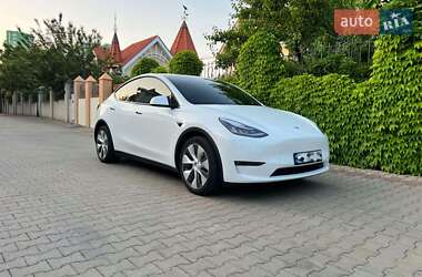 Внедорожник / Кроссовер Tesla Model Y 2021 в 