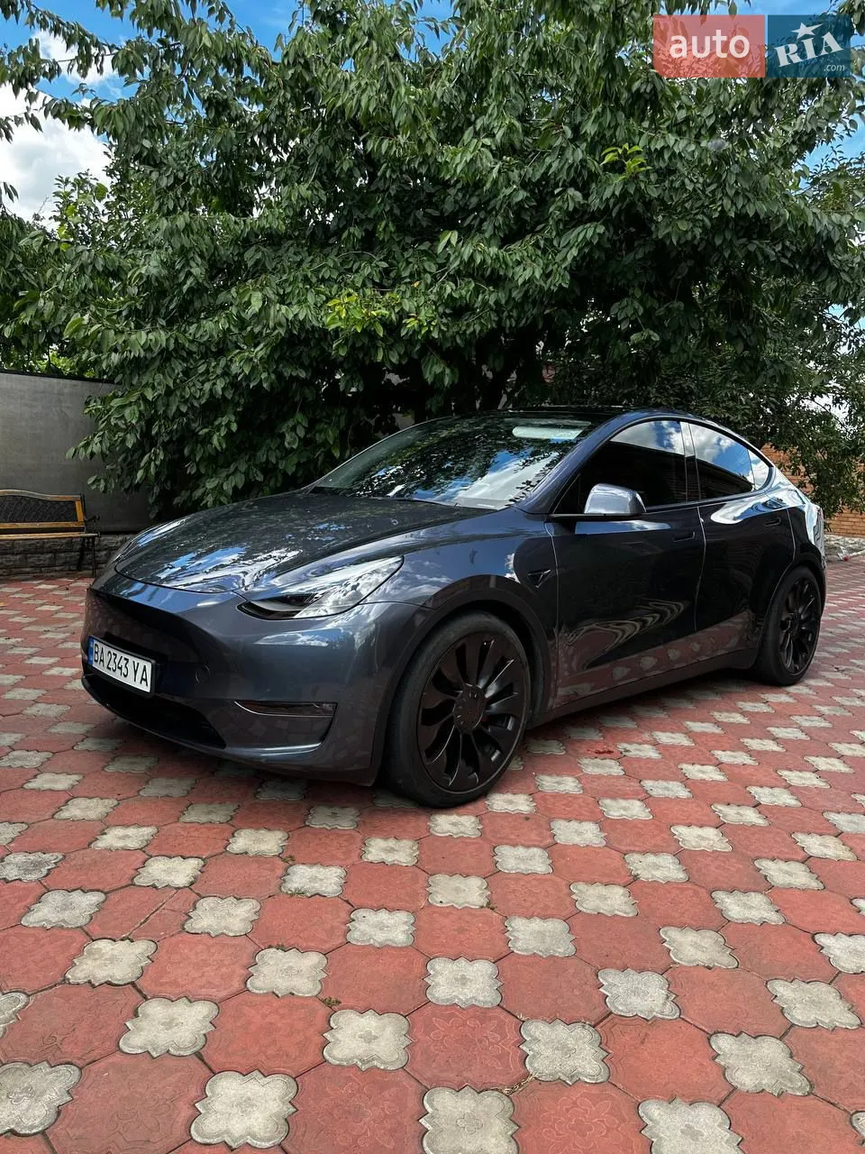 2024 Tesla Model Y - мініатюра 24