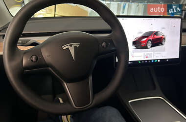 Внедорожник / Кроссовер Tesla Model Y 2023 в 