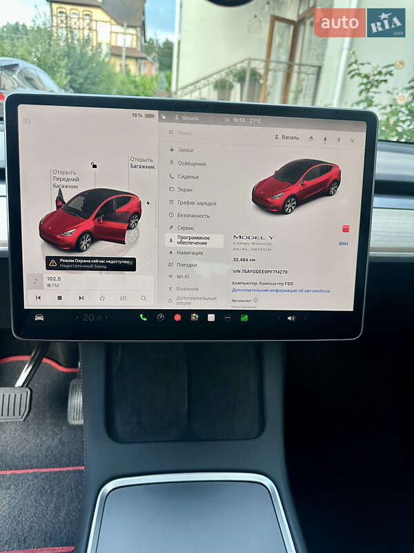 Внедорожник / Кроссовер Tesla Model Y 2023 в Киеве