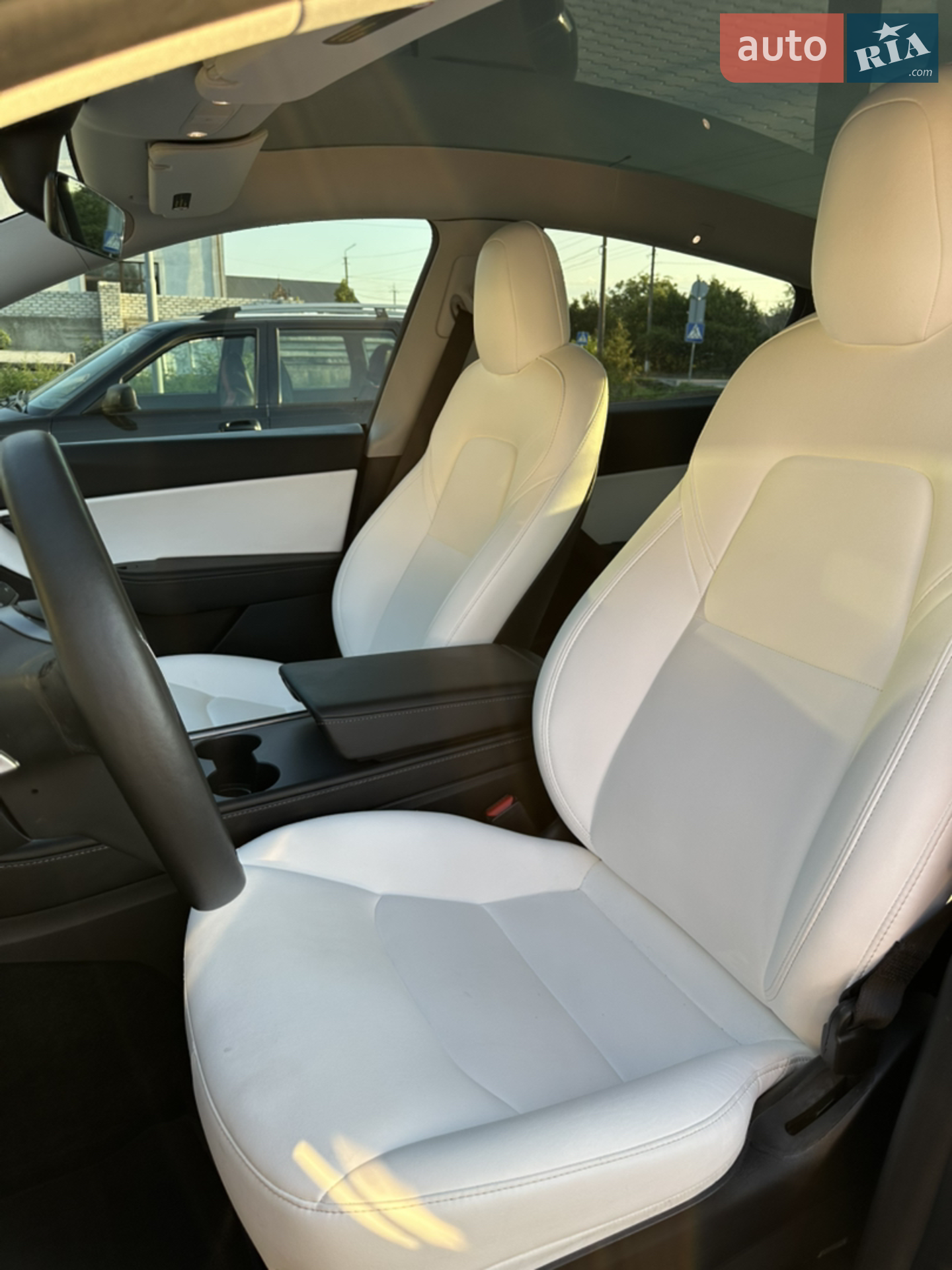 2022 Tesla Model Y - мініатюра 10