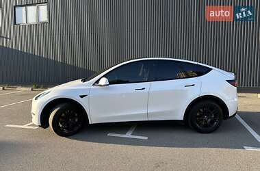 Внедорожник / Кроссовер Tesla Model Y 2021 в 