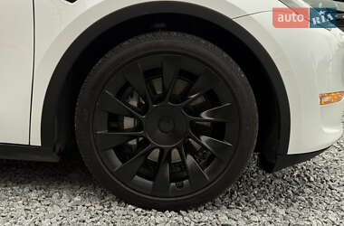 Внедорожник / Кроссовер Tesla Model Y 2021 в 