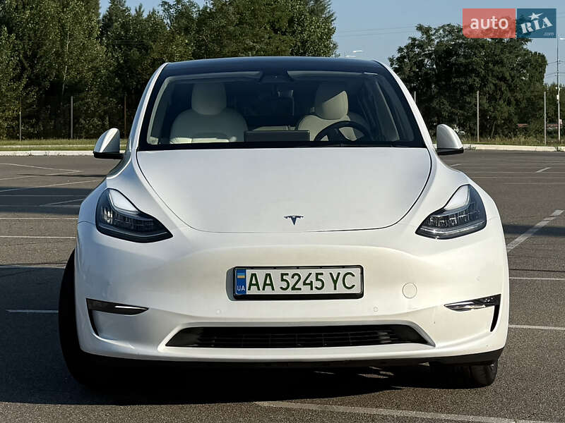 Внедорожник / Кроссовер Tesla Model Y 2021 в 